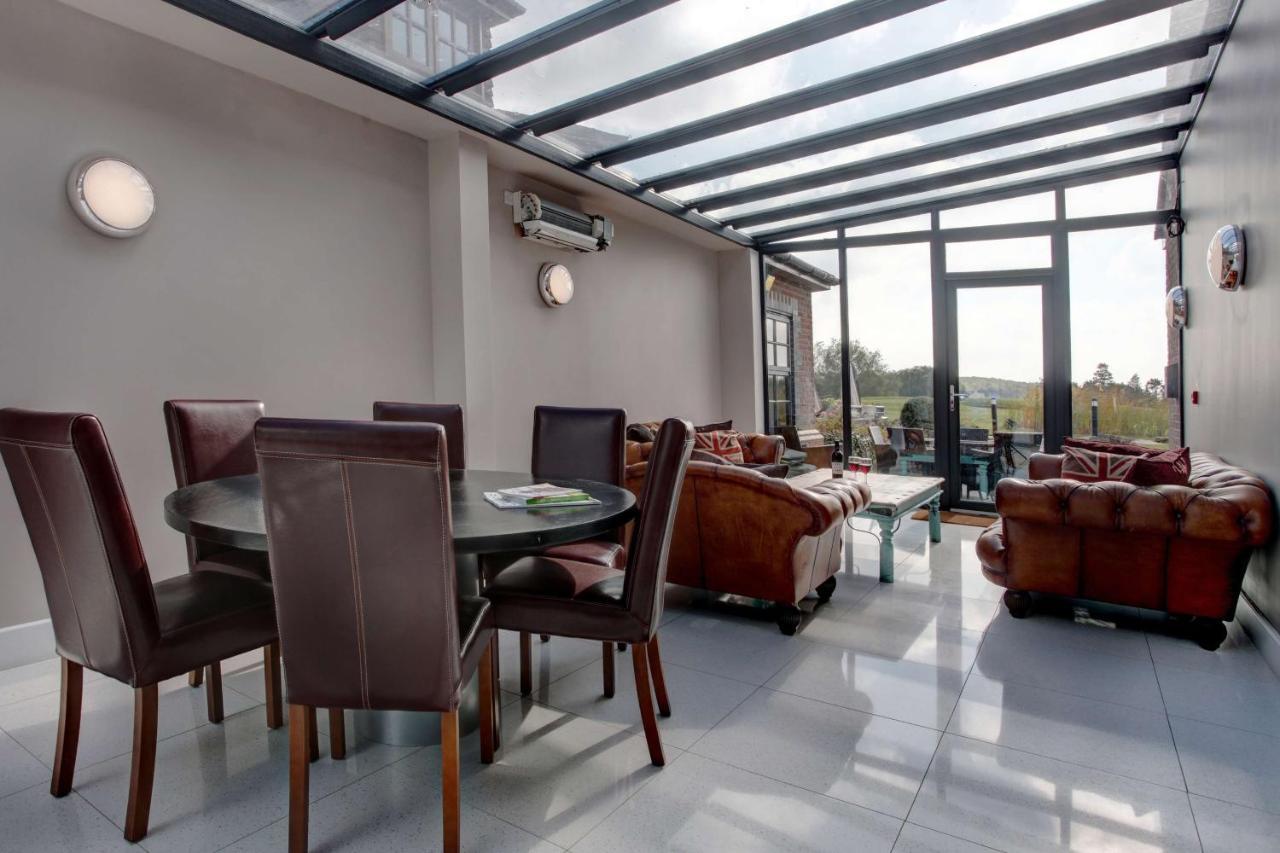 Magnolia Park Hotel, Golf & Country Club Boarstall Ngoại thất bức ảnh